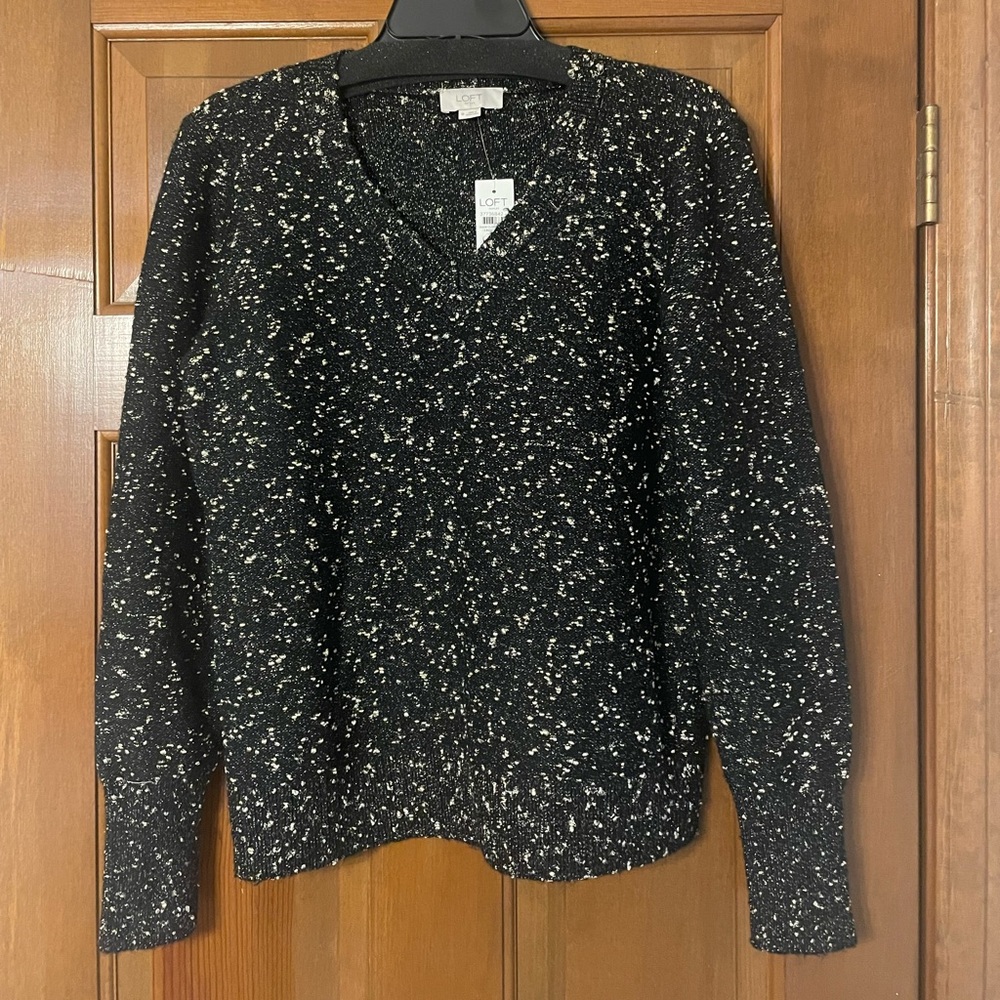 NWT LOFT Outlet Black and Gold Sweater Size Medium